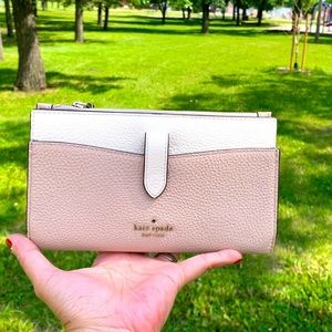 BNWT KATE SPADE MEDIUM LEATHER WRISLET